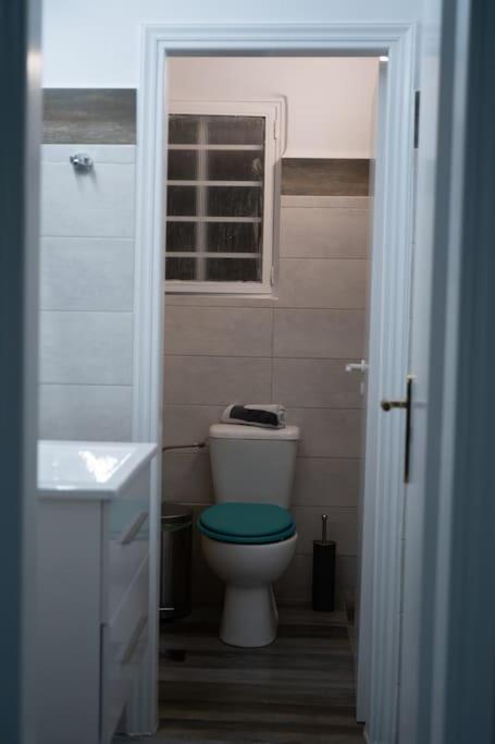 Апартаменты Metaxourgio 2Nd Floor Афины Экстерьер фото