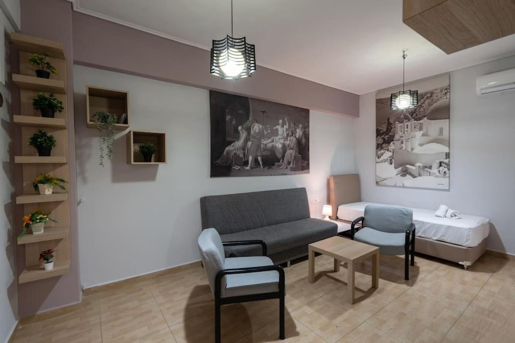 Апартаменты Metaxourgio 2Nd Floor Афины Экстерьер фото